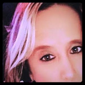 Meet your Posher, Beverly Regalado